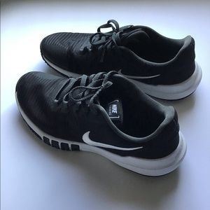 Nike Men's Flex Control Tr4 Cross Trainer